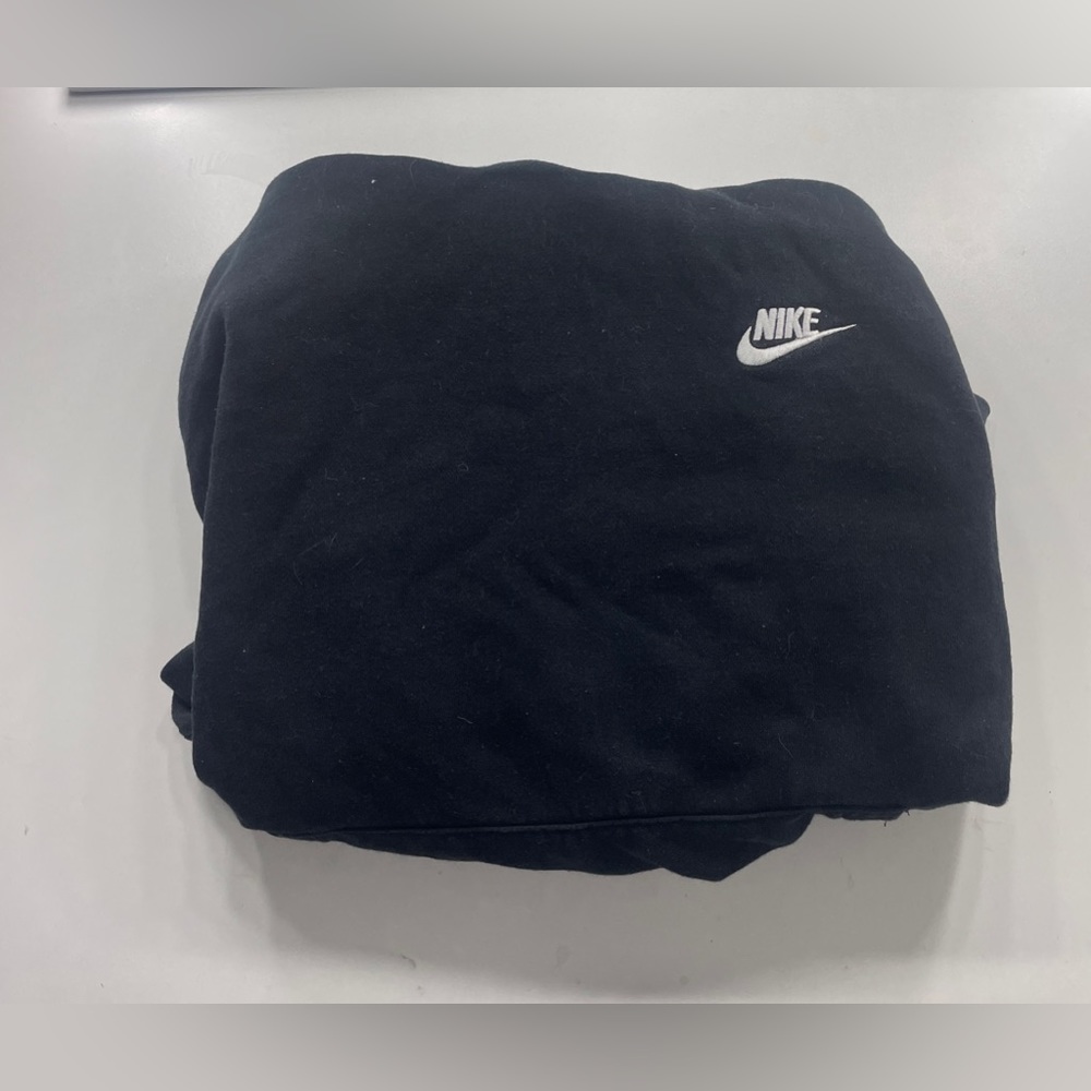 Black men’s nike hoodie